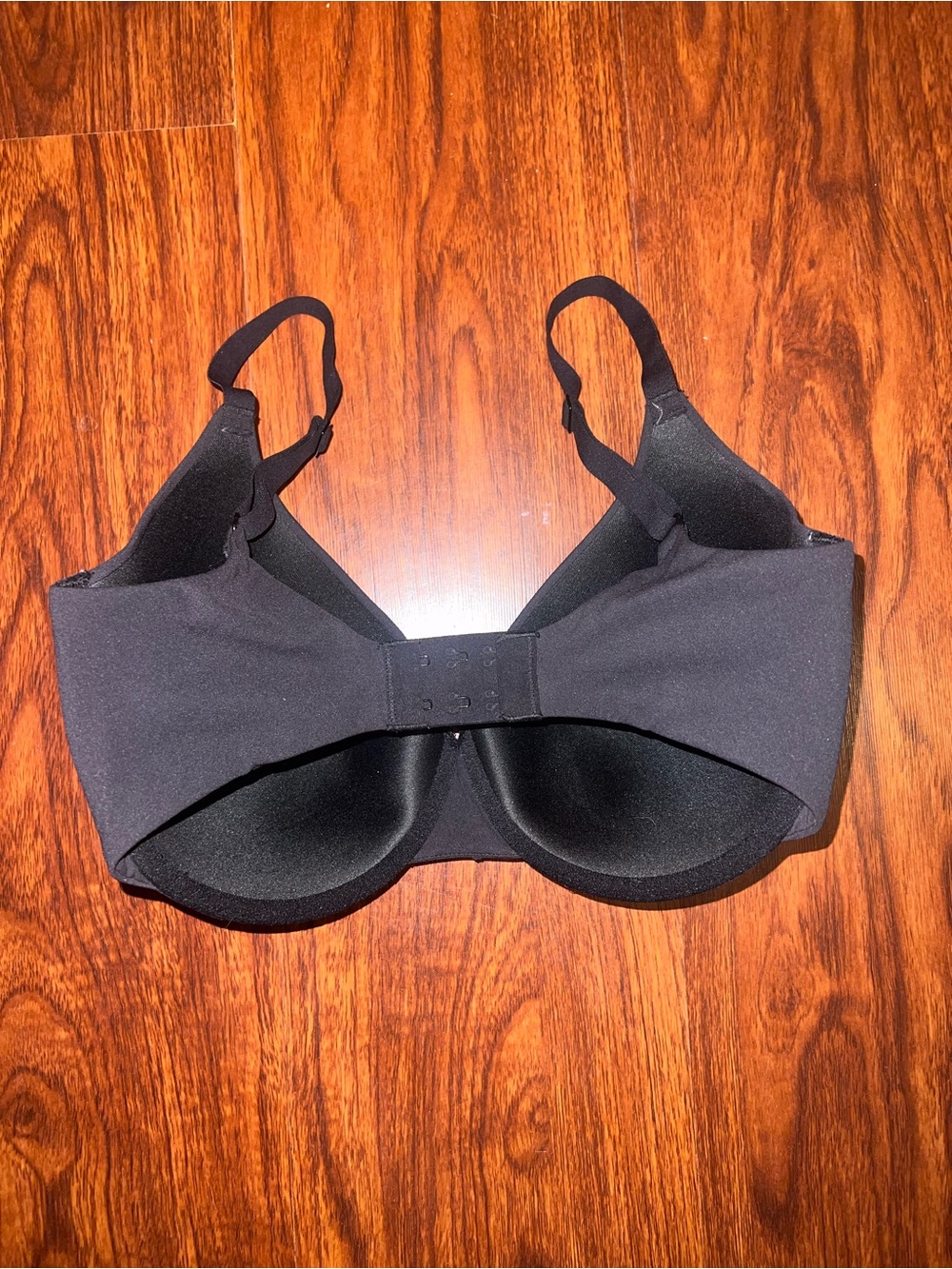 SKIMS Black Smooth Underwire Bra with Adjustable Straps - Picture 2 of 3